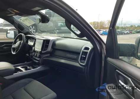 2022 Ram 1500 Big Horn 4X4 5'7 Box z USA, uszkodzony, nr VIN 1C6RRFFG9NN325106